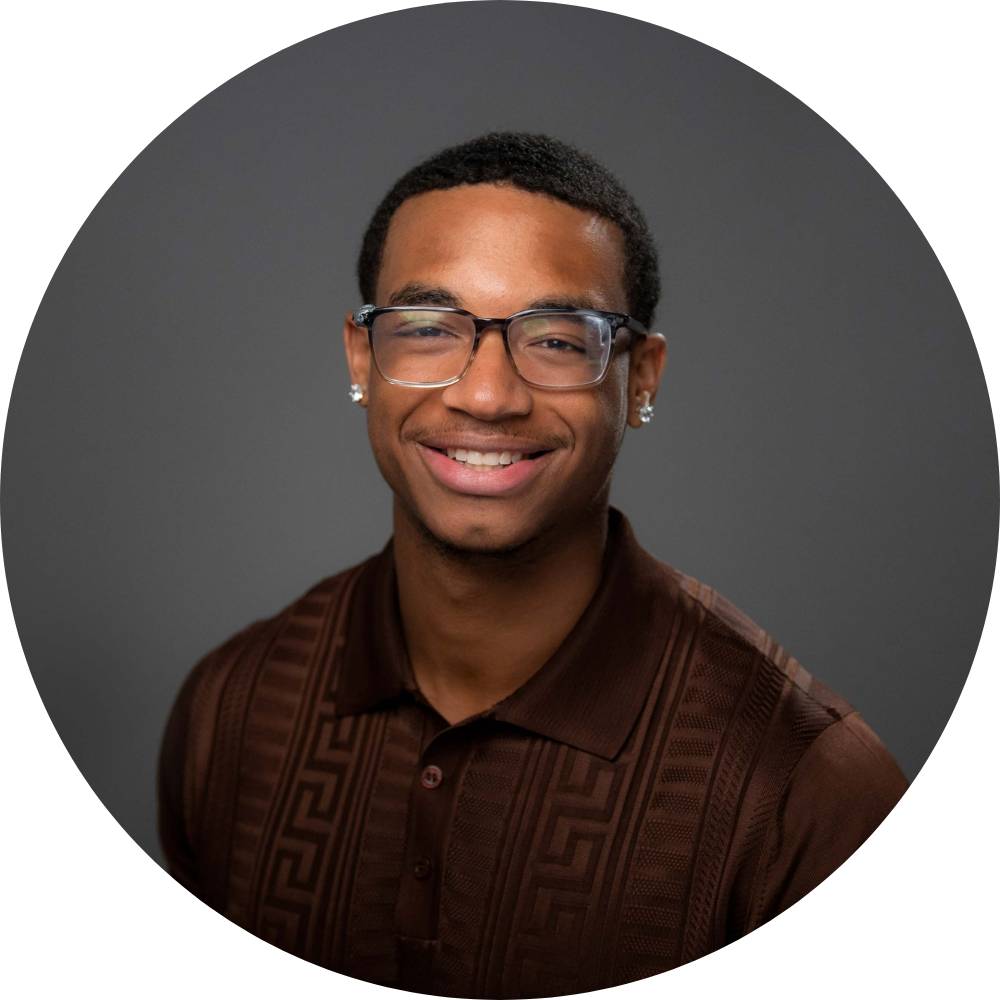 Antonio Green smiling for his professional GVSU headshot